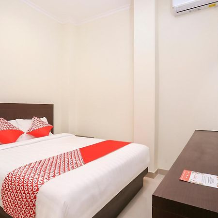 Collection O Yogyakarta Near Jalan Malioboro Formerly Alena Residence Exterior photo