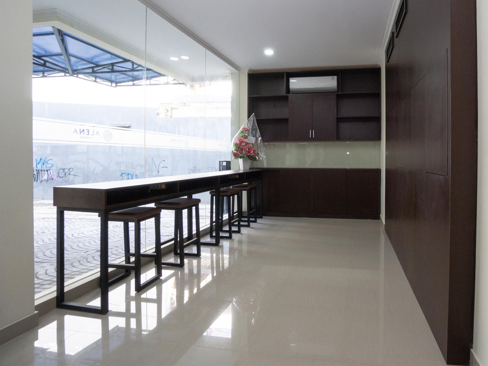 Collection O Yogyakarta Near Jalan Malioboro Formerly Alena Residence Exterior photo