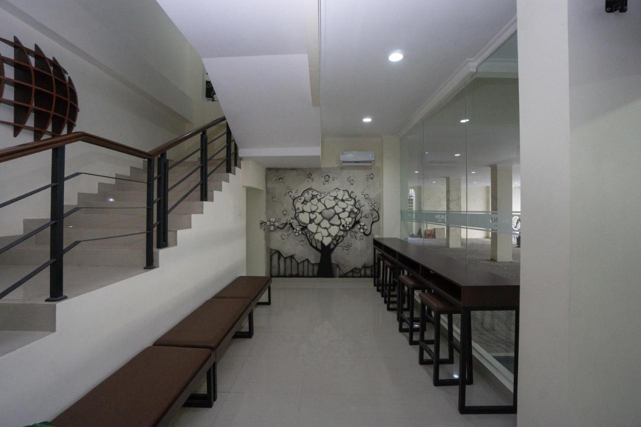 Collection O Yogyakarta Near Jalan Malioboro Formerly Alena Residence Exterior photo